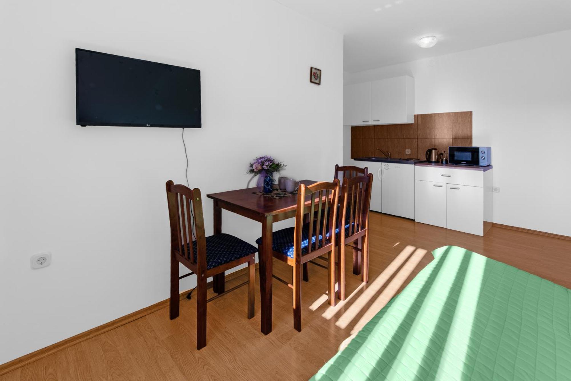 Mare Apartment *